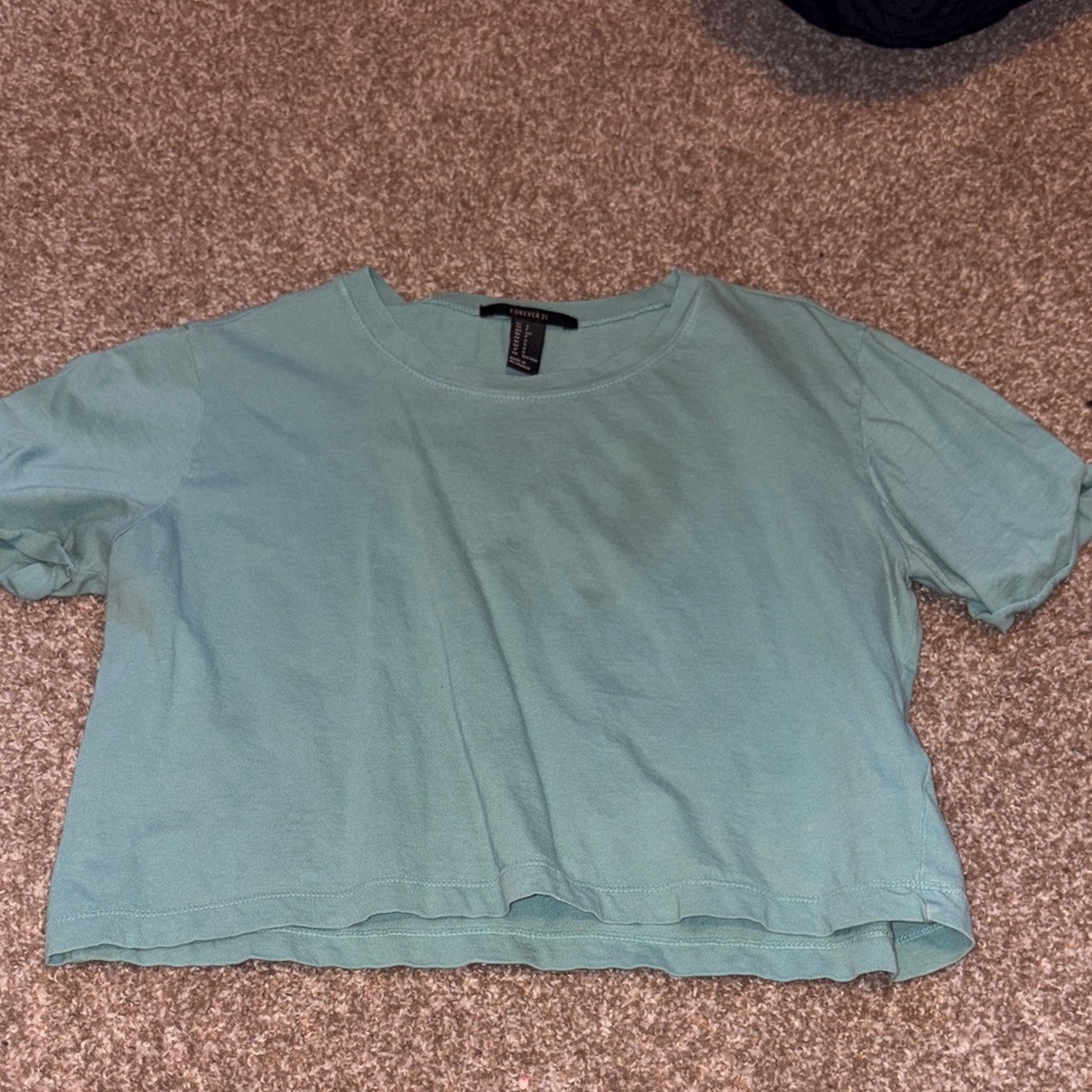 Forever 21 Green Boxy Crop T-Shirt Short Sleeve